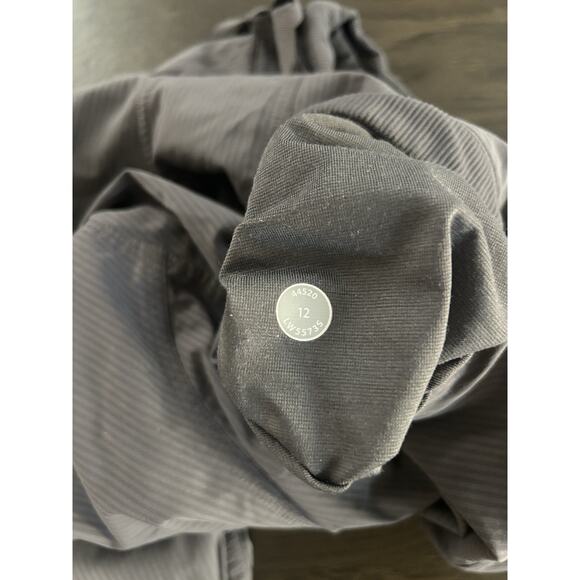 Lululemon Pants Womens Size 12 Gray Dance Studio Unlined LW5573S Wide Leg - Picture 5 of 5